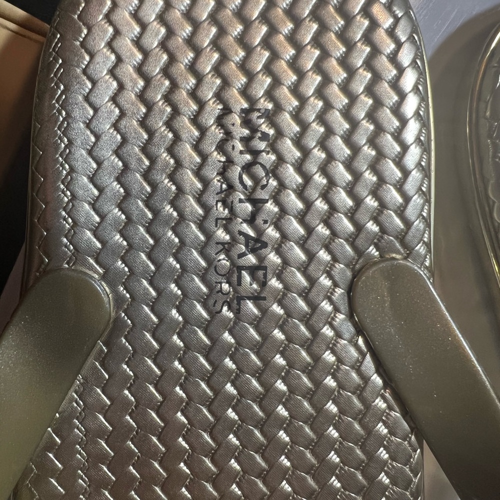 Mk sandal’s - Picture 4 of 4
